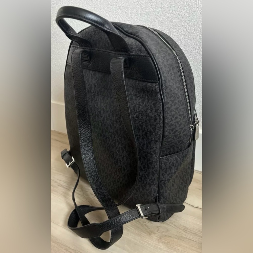 Black Michael Kors Abbey Women's Backpack purse - Picture 2 of 5